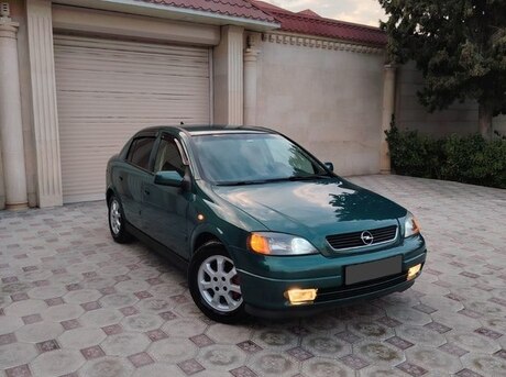 Opel Astra 2003