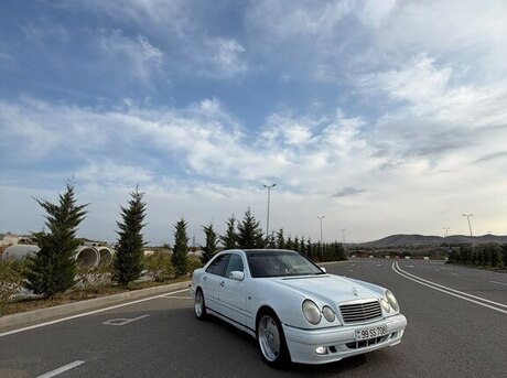 Mercedes E 280 1999