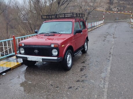 LADA (VAZ) Niva 1989
