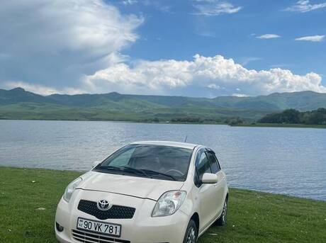Toyota Yaris 2005