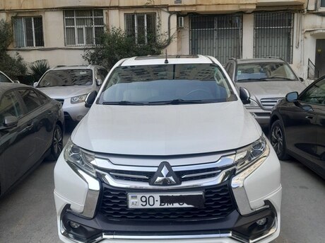 Mitsubishi  2018