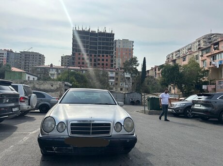 Mercedes E 200 1996