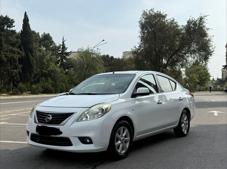 Nissan Sunny 2012