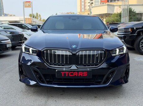 BMW i5 2023