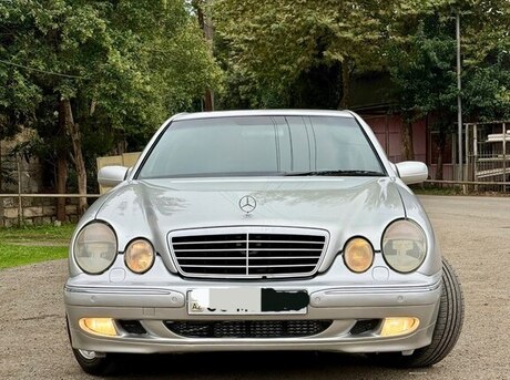 Mercedes E 220 1999