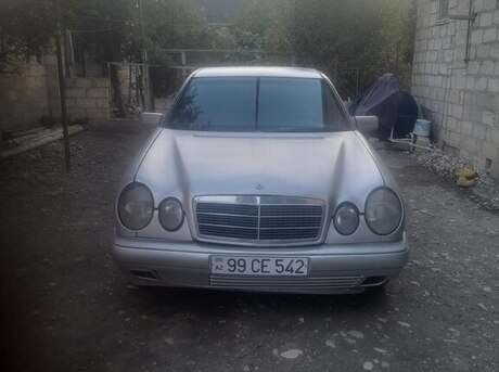 Mercedes E 220 1997