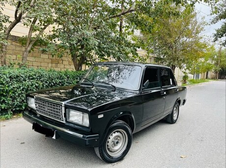 LADA (VAZ) 2107 2011