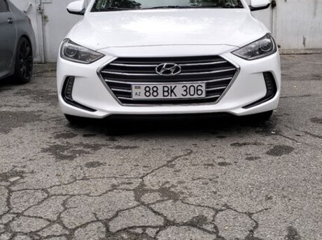 Hyundai Elantra 2018