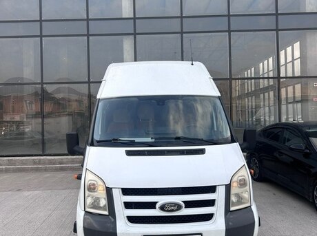 Ford Transit 2011