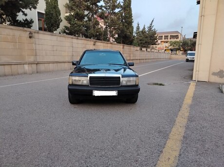 Mercedes 190 1993