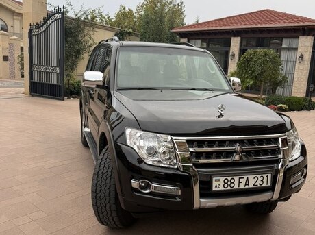 Mitsubishi Pajero 2017