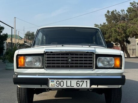 LADA (VAZ) 2107 2010