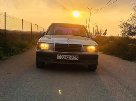 Mercedes 190 1992