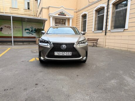 Lexus NX 300h 2016