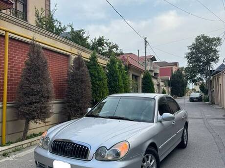 Hyundai Sonata 2004