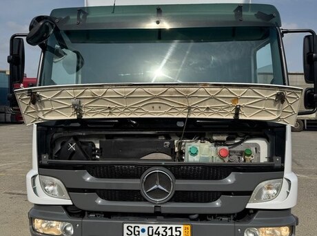 Mercedes Atego 818 2011