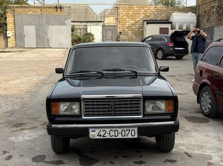 LADA (VAZ) 2107 2010