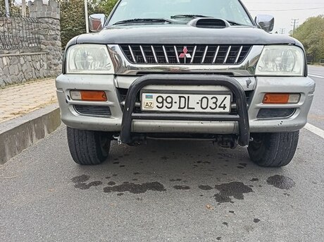 Mitsubishi L200 2004