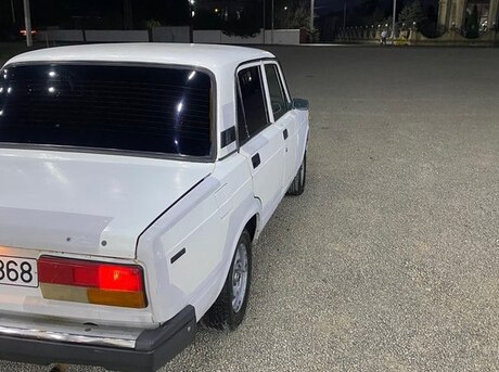 LADA (VAZ) 2107 2000