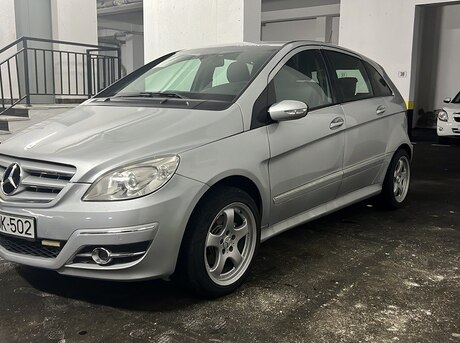 Mercedes B 200 2005