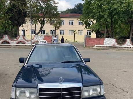 Mercedes 190 1992