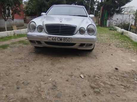 Mercedes E 270 2001