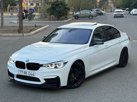 BMW 328 2015