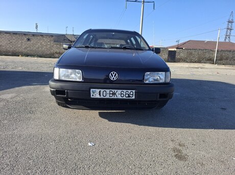 Volkswagen Passat 1992