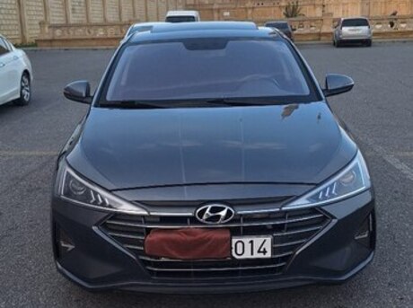 Hyundai Elantra 2019