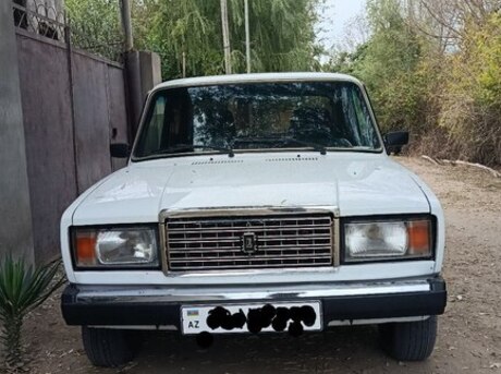 LADA (VAZ) 2107 2005