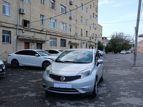 Nissan Note 2015