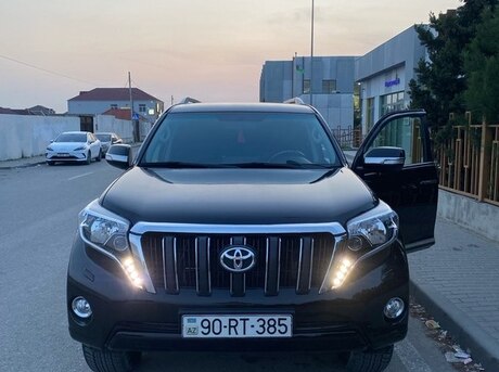 Toyota Land Cruiser Prado 2012