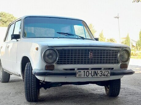 LADA (VAZ) 21011 1986