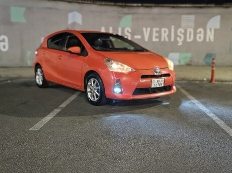 Toyota Prius C 2013