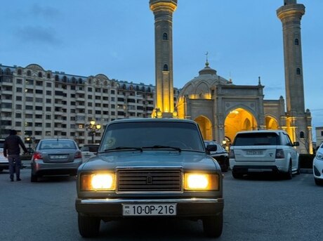 LADA (VAZ) 2107 2005