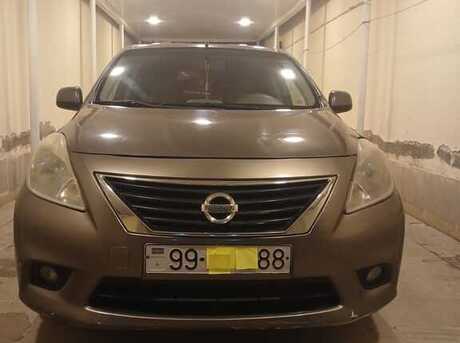Nissan Sunny 2012