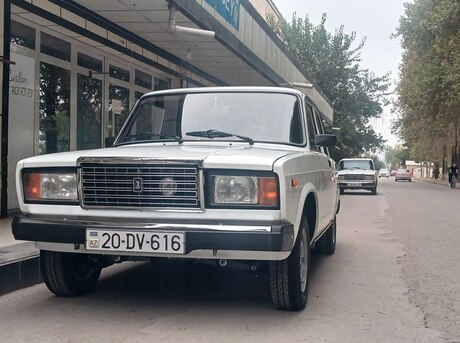 LADA (VAZ) 2107 2011