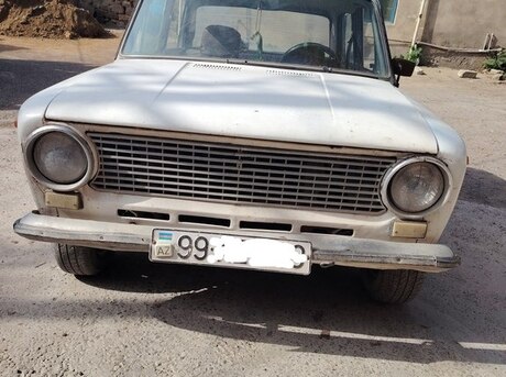 LADA (VAZ) 21011 1981