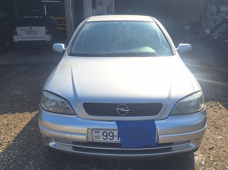 Opel Astra 2000