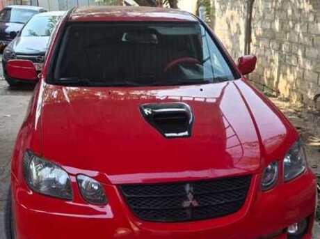 Mitsubishi Airtrek 2002