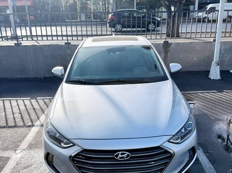 Hyundai Elantra 2017