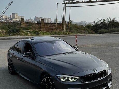 BMW 330 2015