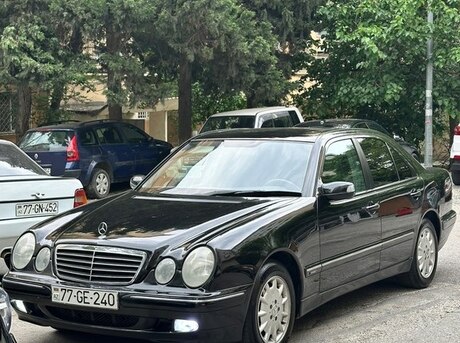 Mercedes E 240 2002