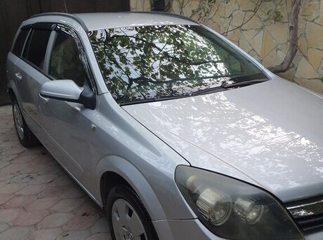 Opel Astra 2006
