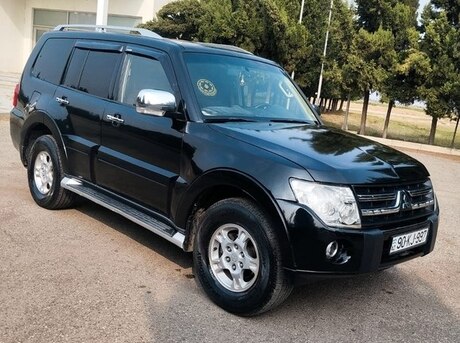 Mitsubishi Pajero 2007