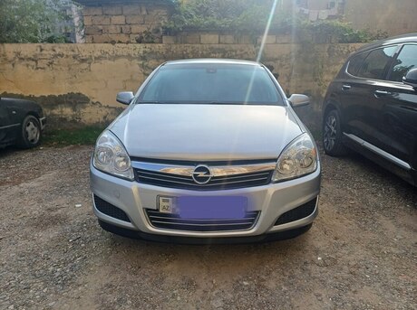 Opel Astra 2008