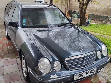 Mercedes E 240 1999