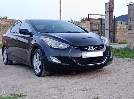 Hyundai Elantra 2013