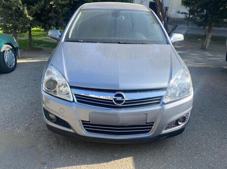 Opel Astra 2008