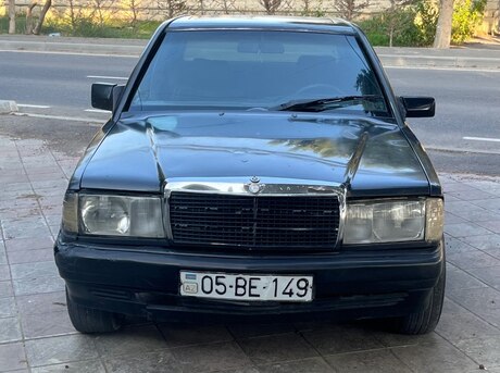 Mercedes 190 1987